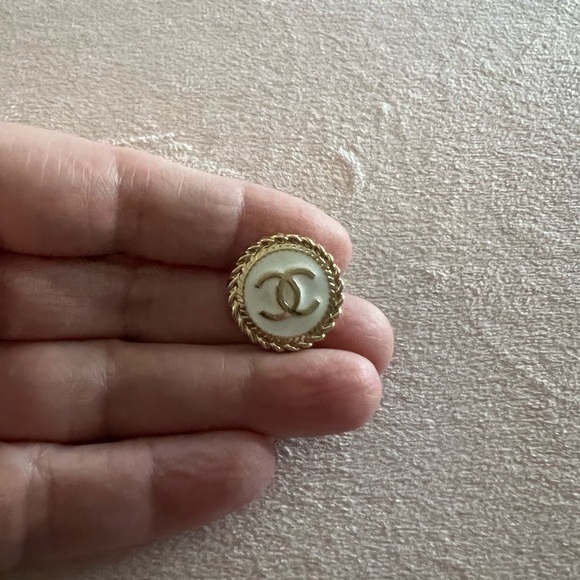 Authentic Button / Charm Gold & White - Picture 4 of 4